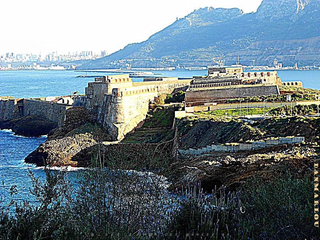 MERS EL KEBIR LE FORT.jpg